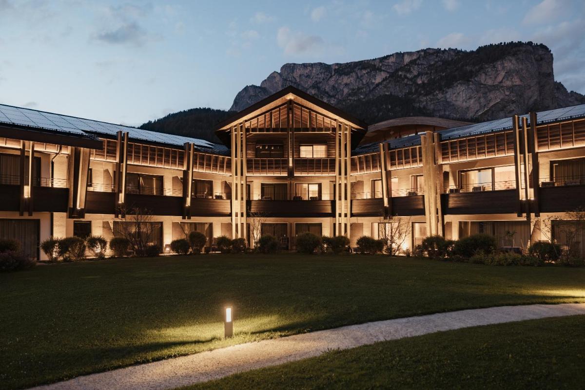 Granbaita Dolomites