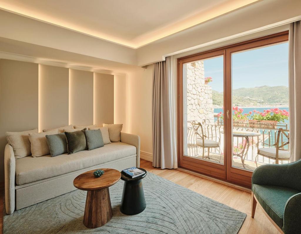 Atlantis Bay - The Leading Hotels of the World