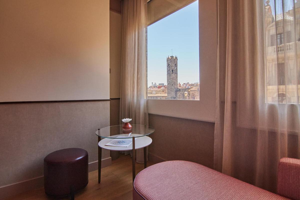 Grand Hotel Central, Small Luxury Hotels