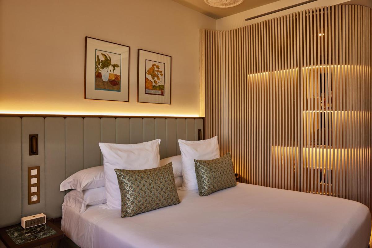 Grand Hotel Central, Small Luxury Hotels