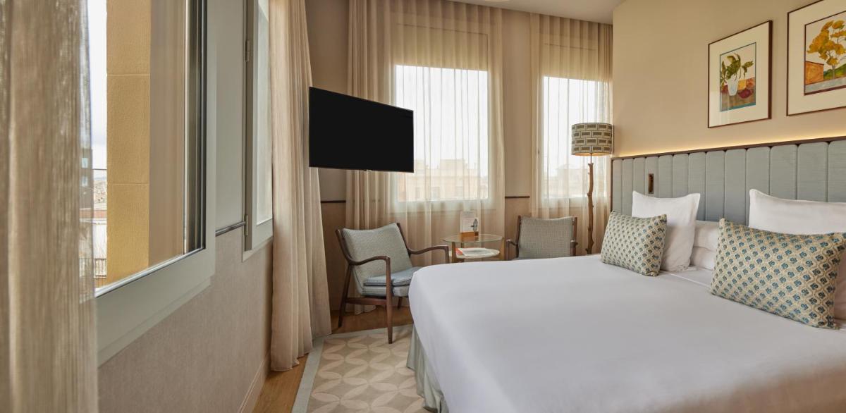 Grand Hotel Central, Small Luxury Hotels