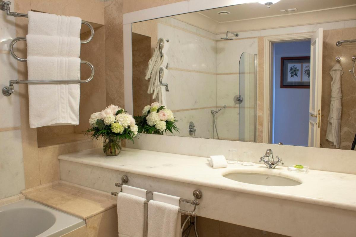 Grand Hotel Continental Siena - Starhotels Collezione