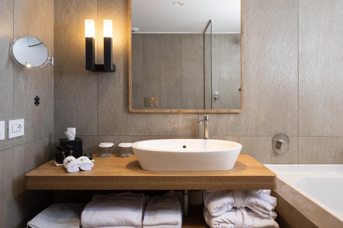 Grand Hotel Courmayeur Mont Blanc, by R Collection Hotels