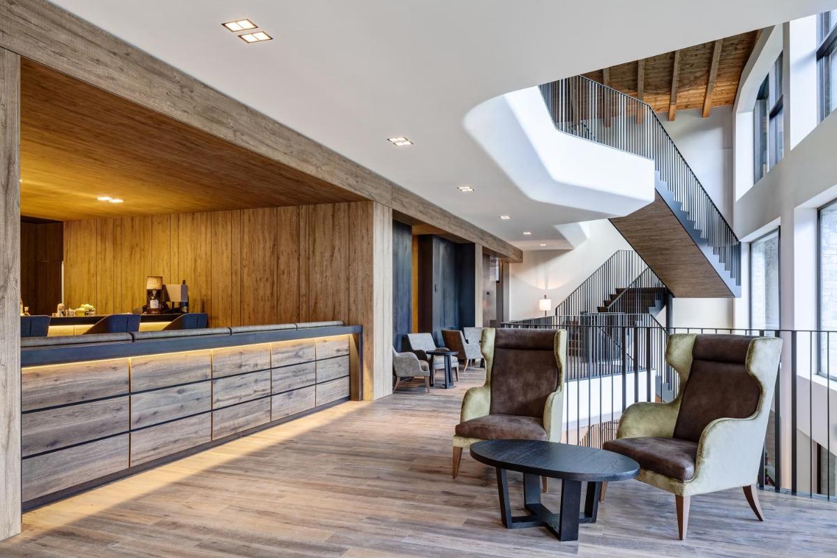 Grand Hotel Courmayeur Mont Blanc, by R Collection Hotels