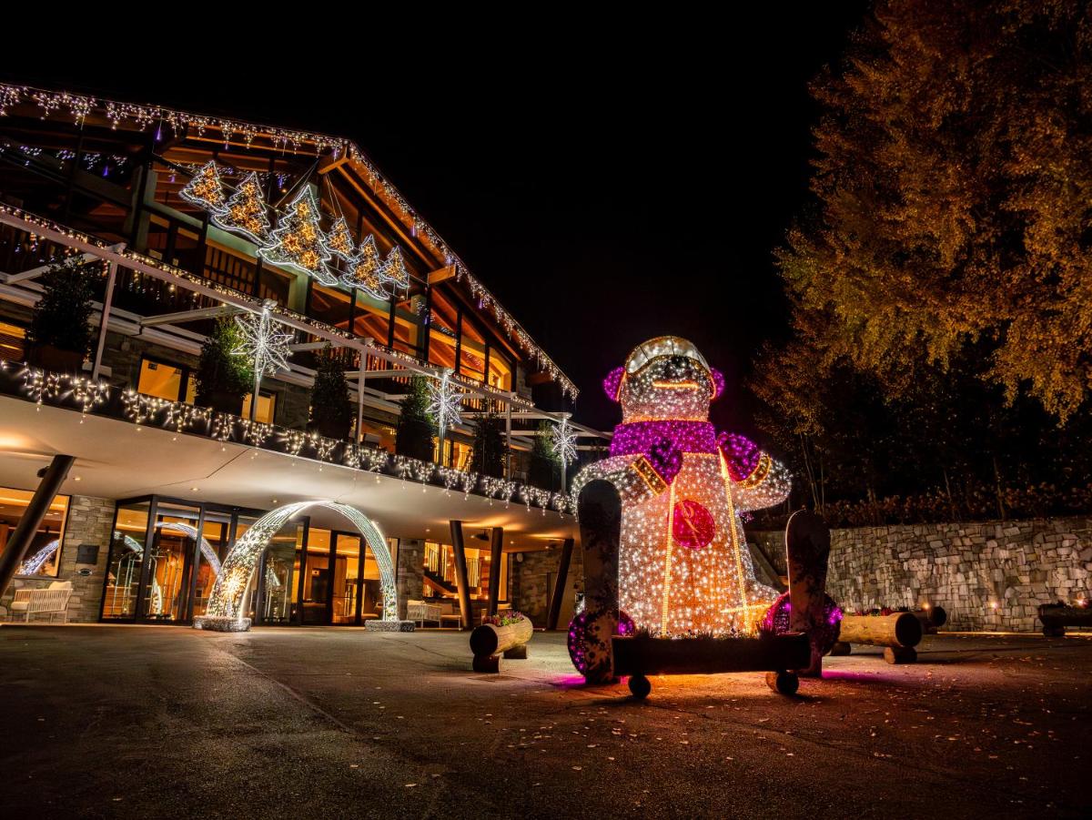 Grand Hotel Courmayeur Mont Blanc, by R Collection Hotels