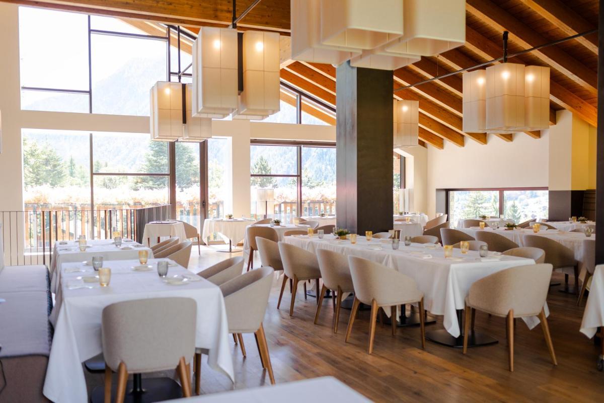 Grand Hotel Courmayeur Mont Blanc, by R Collection Hotels