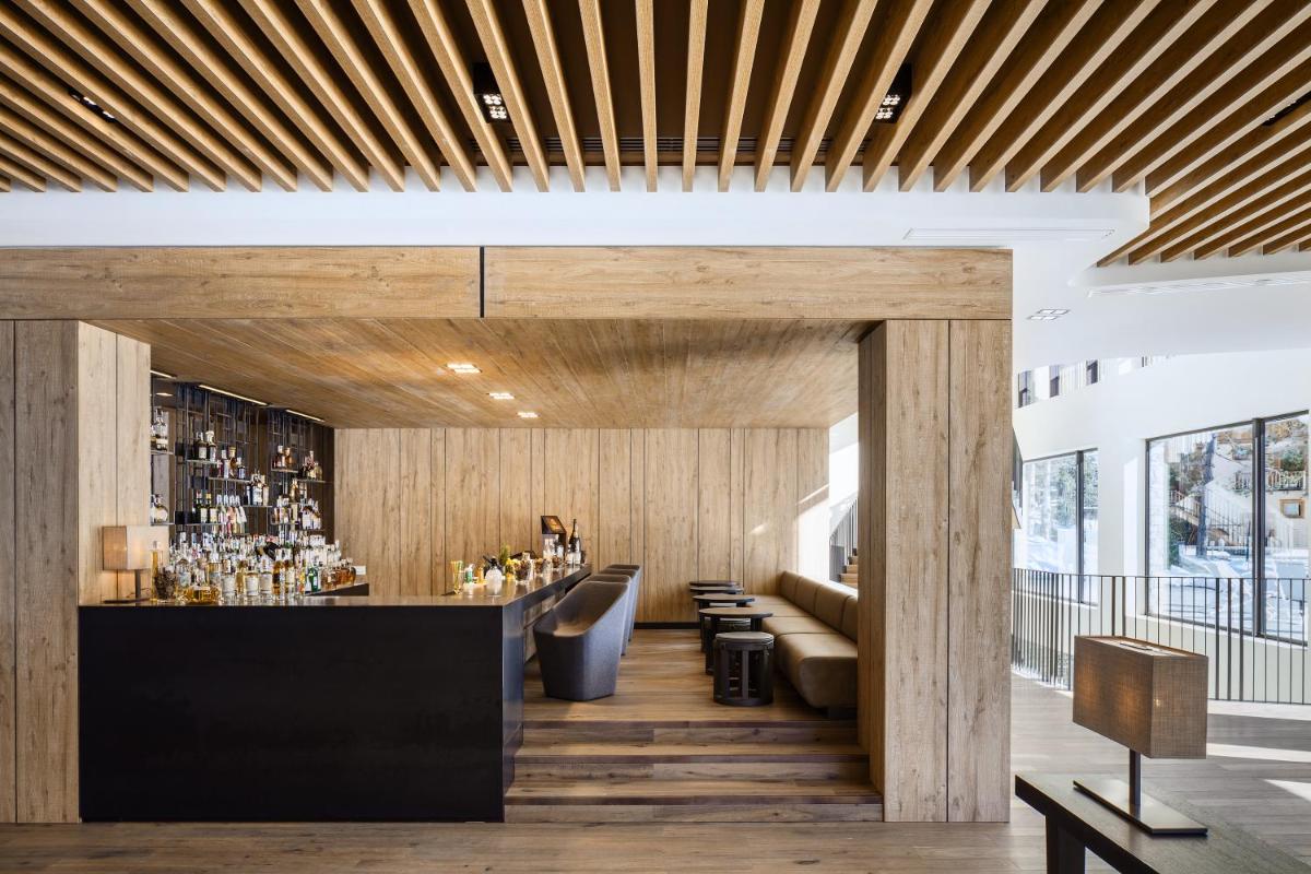 Grand Hotel Courmayeur Mont Blanc, by R Collection Hotels