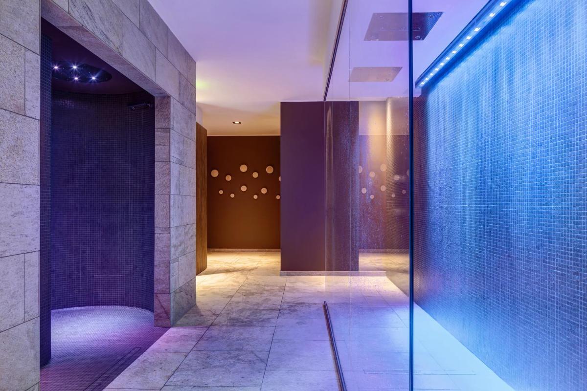 Grand Hotel Courmayeur Mont Blanc, by R Collection Hotels