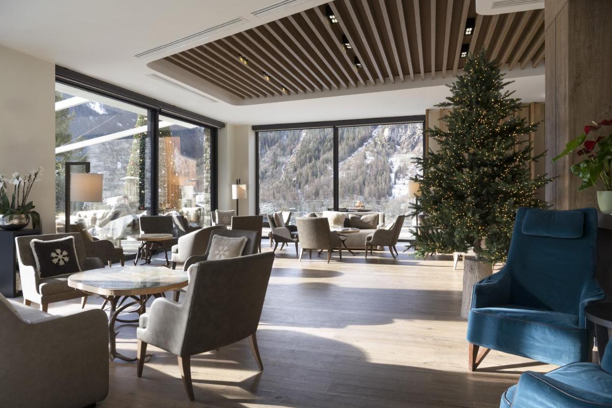 Grand Hotel Courmayeur Mont Blanc, by R Collection Hotels