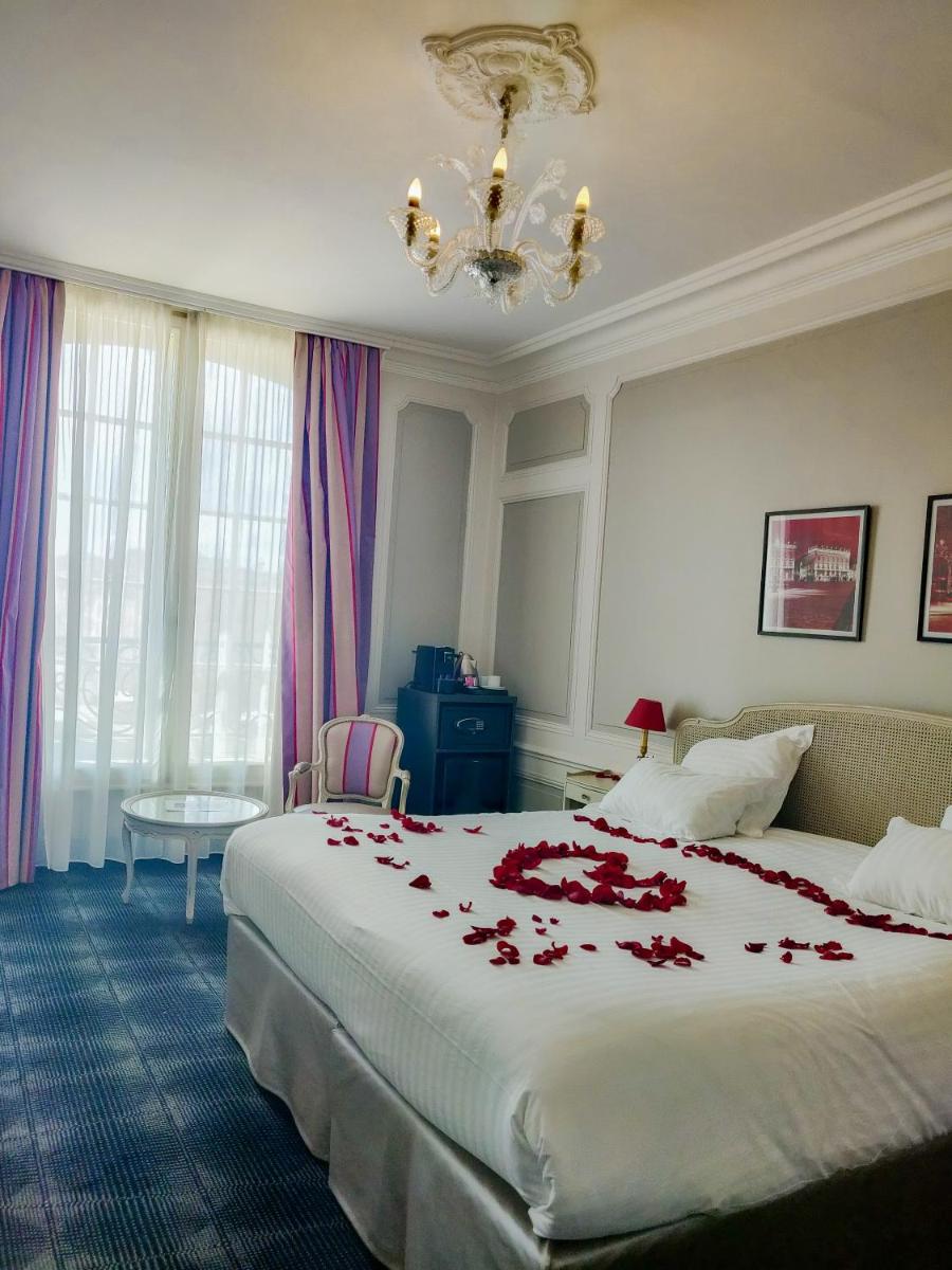 Grand Hotel De La Reine - Place Stanislas