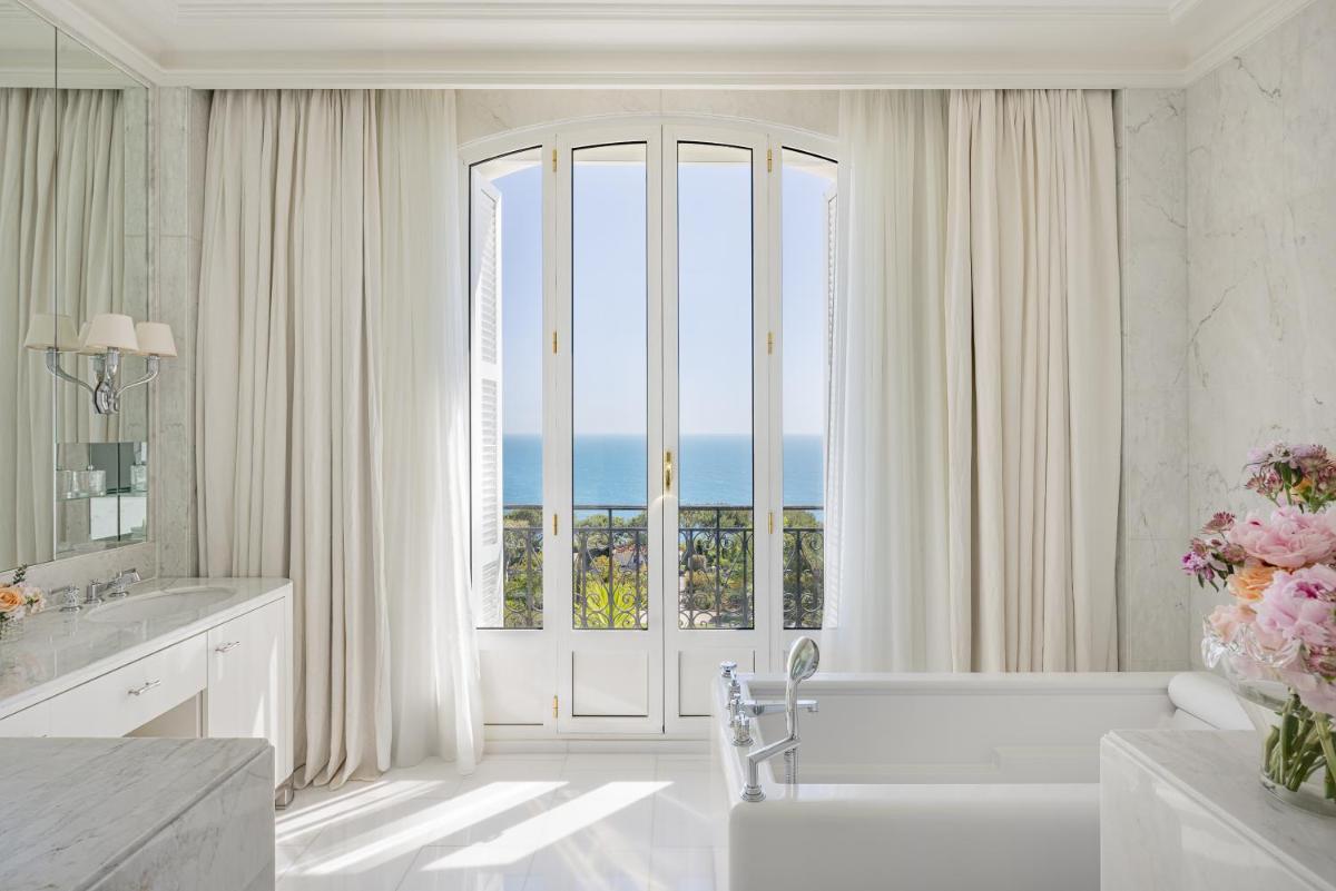 Grand-Hôtel du Cap-Ferrat, A Four Seasons Hotel
