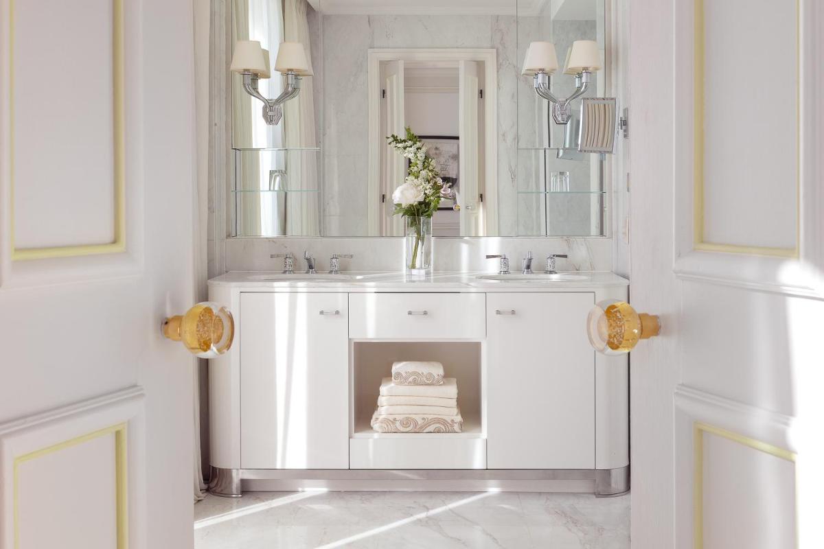 Grand-Hôtel du Cap-Ferrat, A Four Seasons Hotel