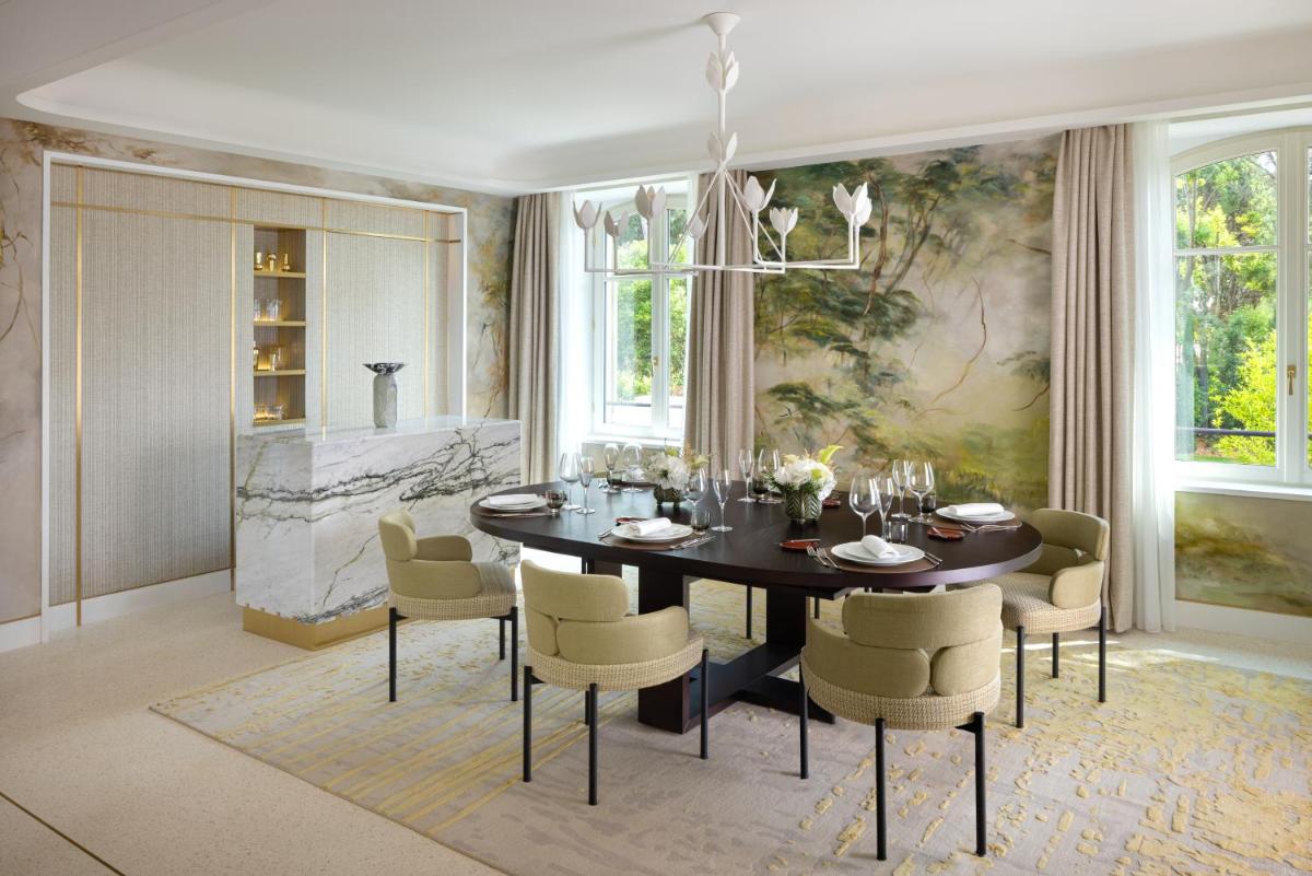 Grand-Hôtel du Cap-Ferrat, A Four Seasons Hotel
