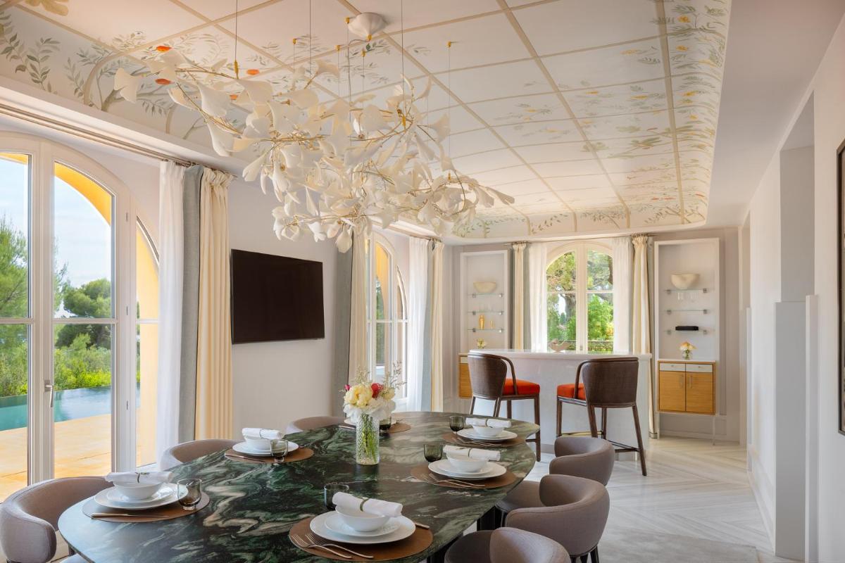 Grand-Hôtel du Cap-Ferrat, A Four Seasons Hotel