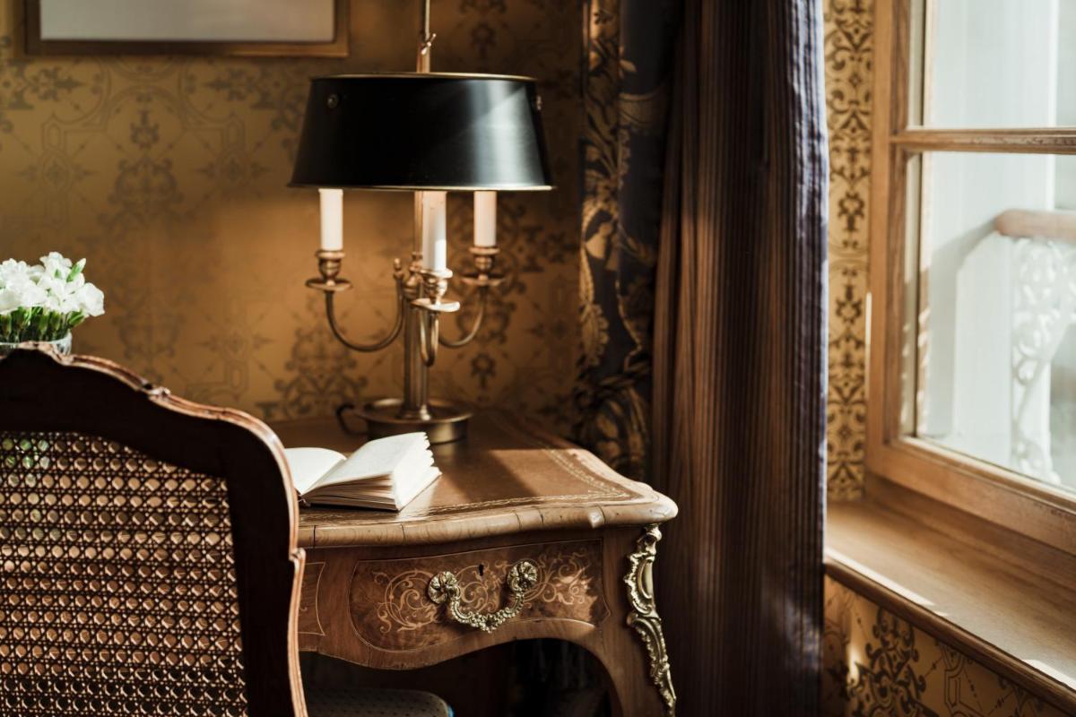 Grand Hotel LES TROIS ROIS