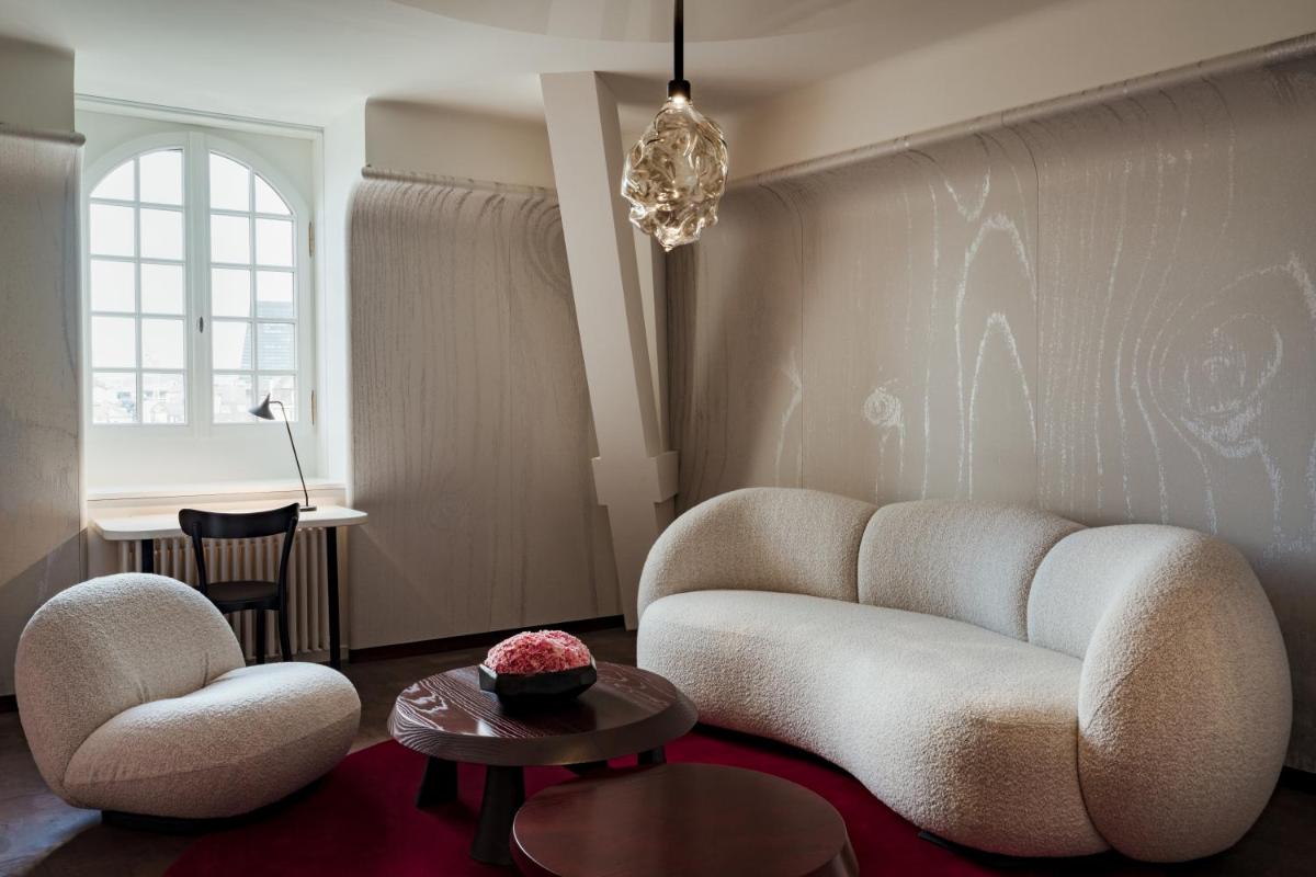 Grand Hotel LES TROIS ROIS