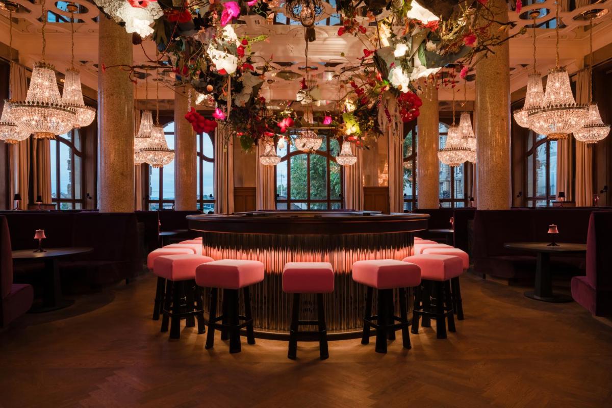 Grand Hotel LES TROIS ROIS