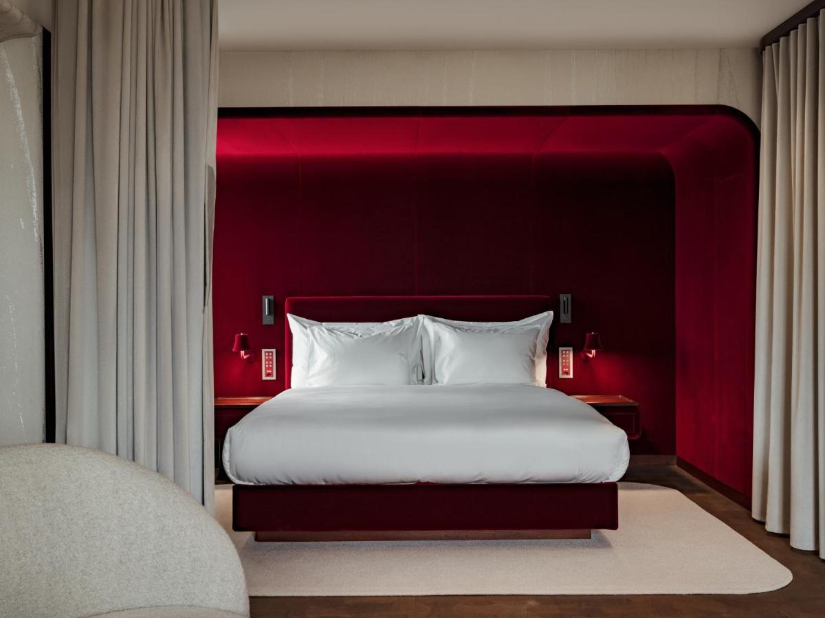 Grand Hotel LES TROIS ROIS