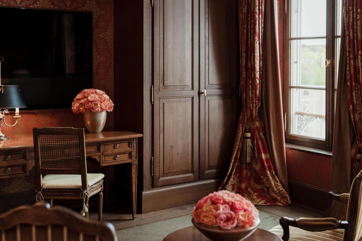 Grand Hotel LES TROIS ROIS