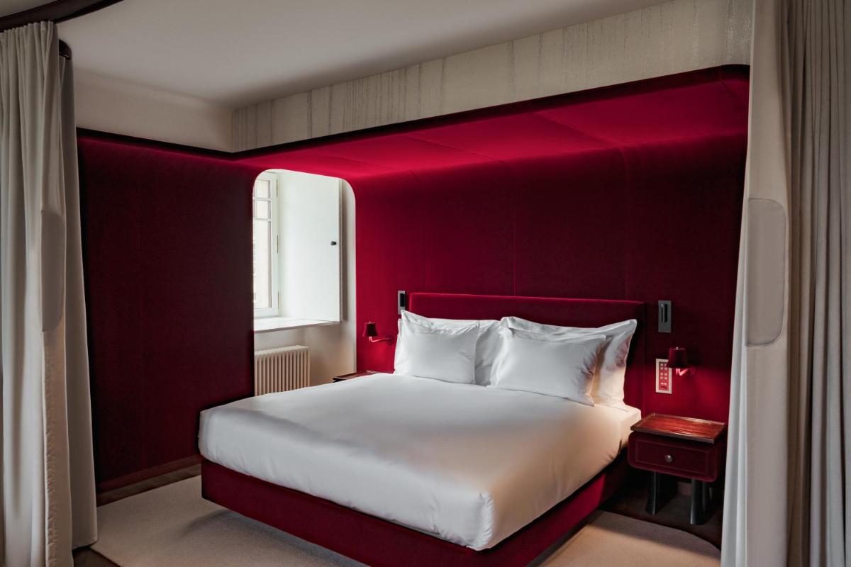Grand Hotel LES TROIS ROIS