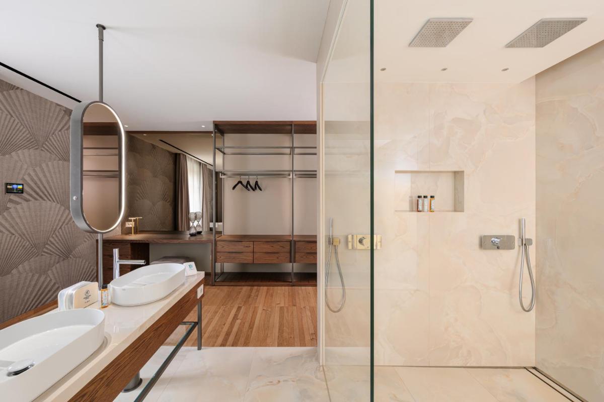 Grand Hotel Victoria concept & spa, by R Collection Hotels