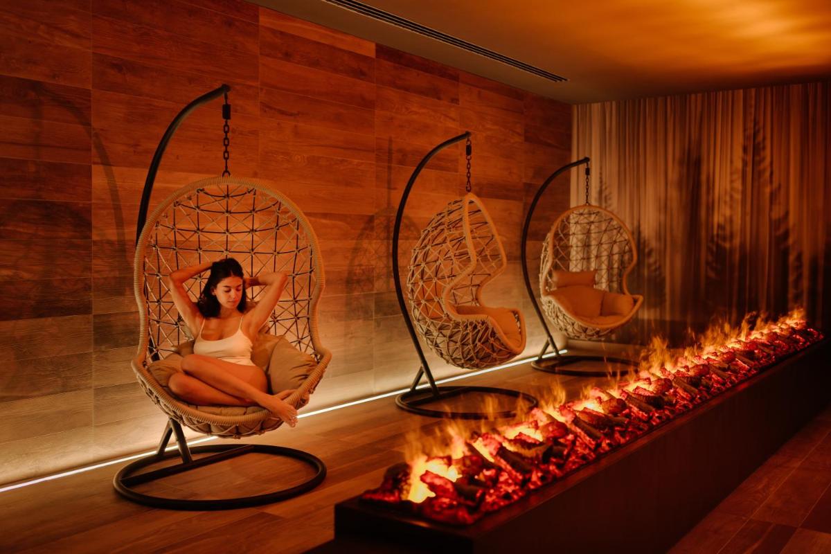 Grand Hotel Victoria concept & spa, by R Collection Hotels