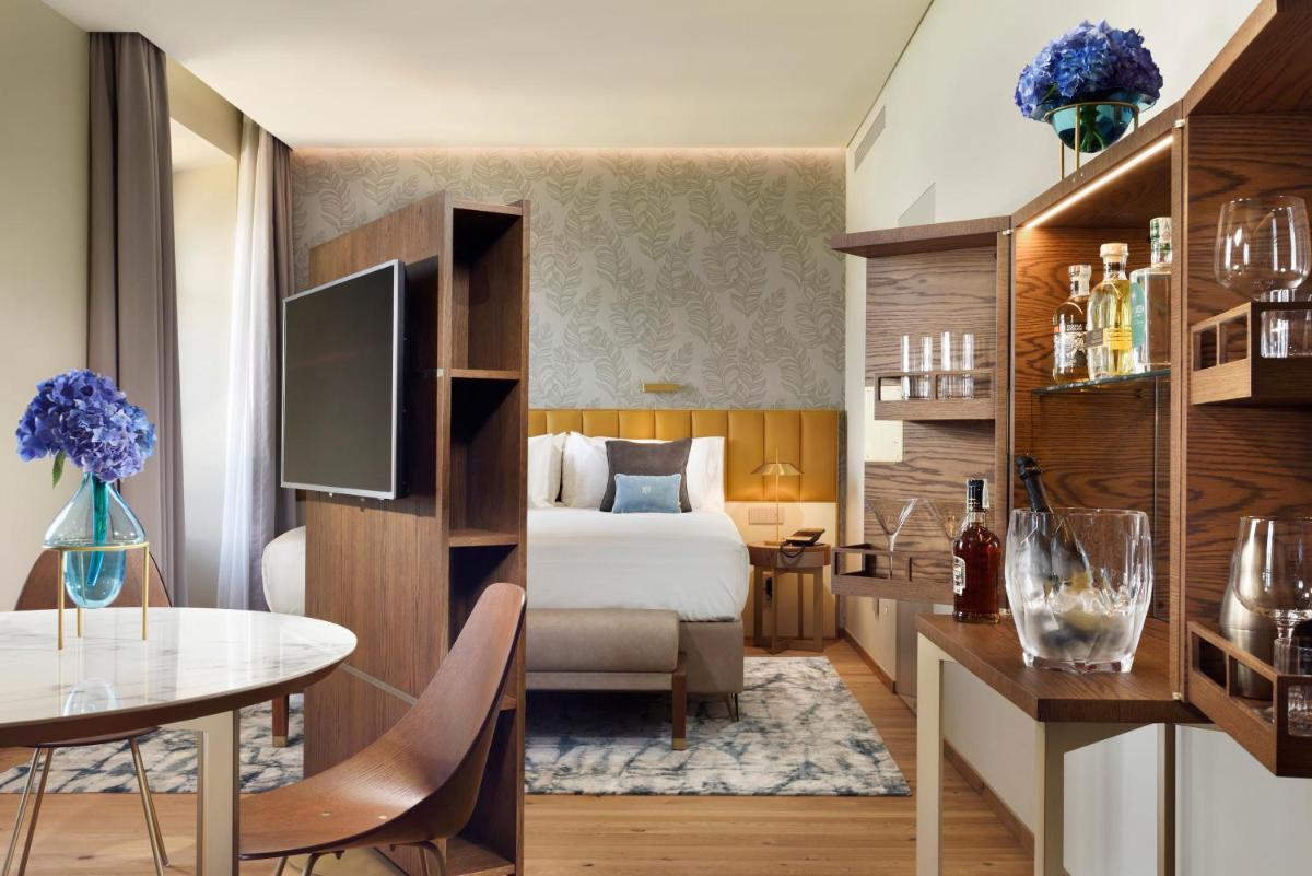 Grand Hotel Victoria concept & spa, by R Collection Hotels