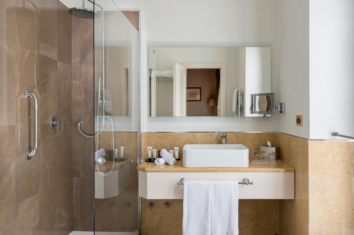 Grand Hotel Villa Torretta, Curio Collection by Hilton