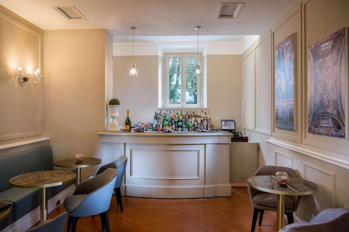 Grand Hotel Villa Torretta, Curio Collection by Hilton