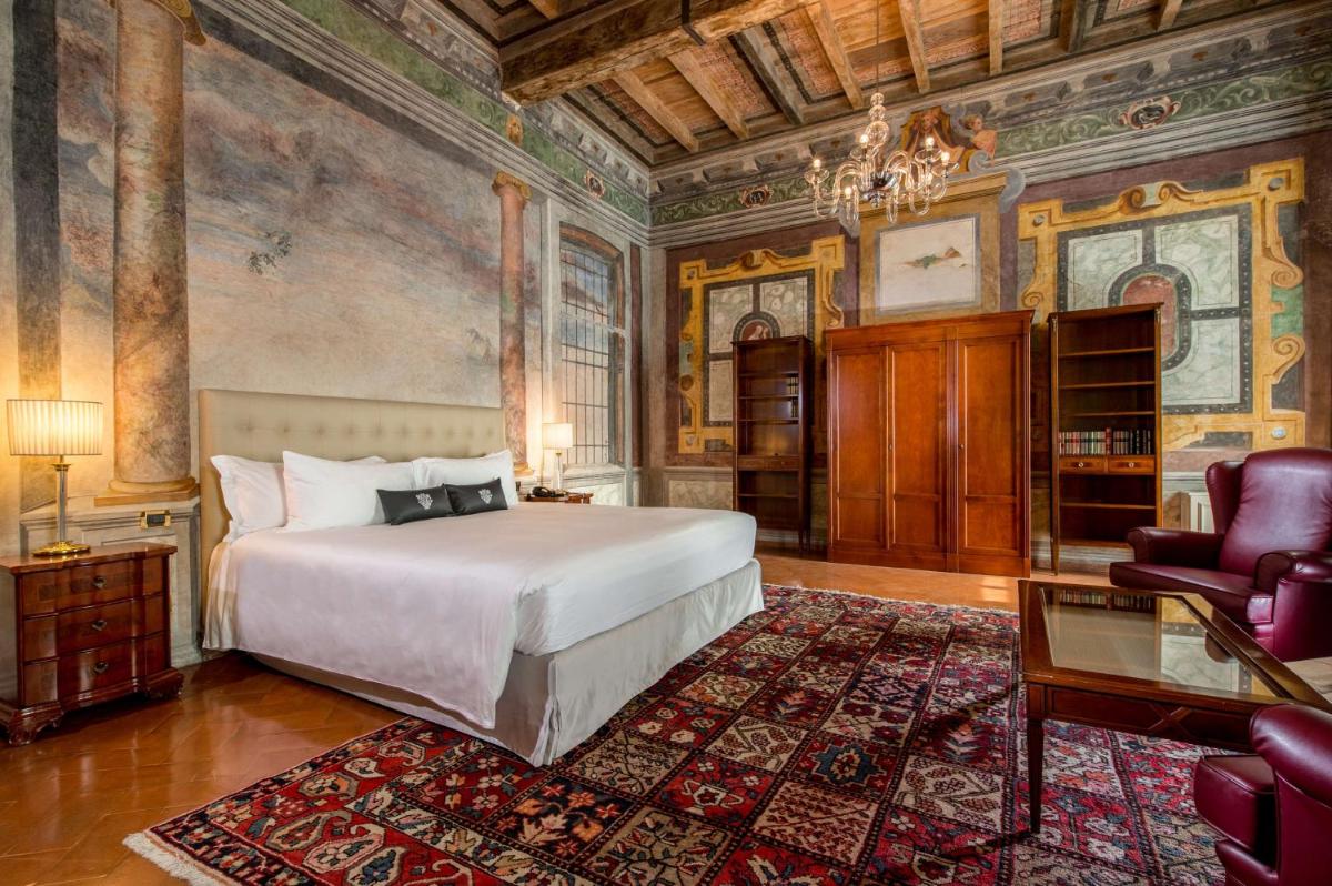 Grand Hotel Villa Torretta, Curio Collection by Hilton