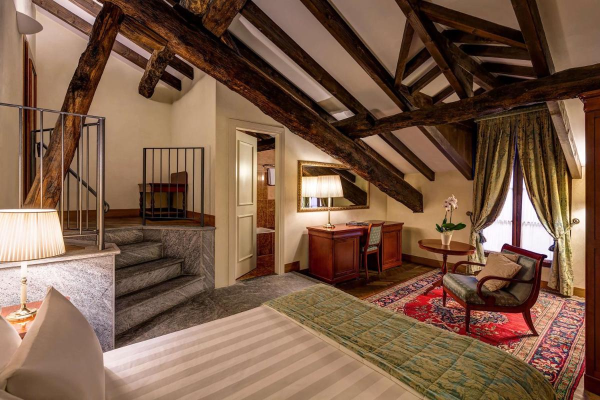 Grand Hotel Villa Torretta, Curio Collection by Hilton