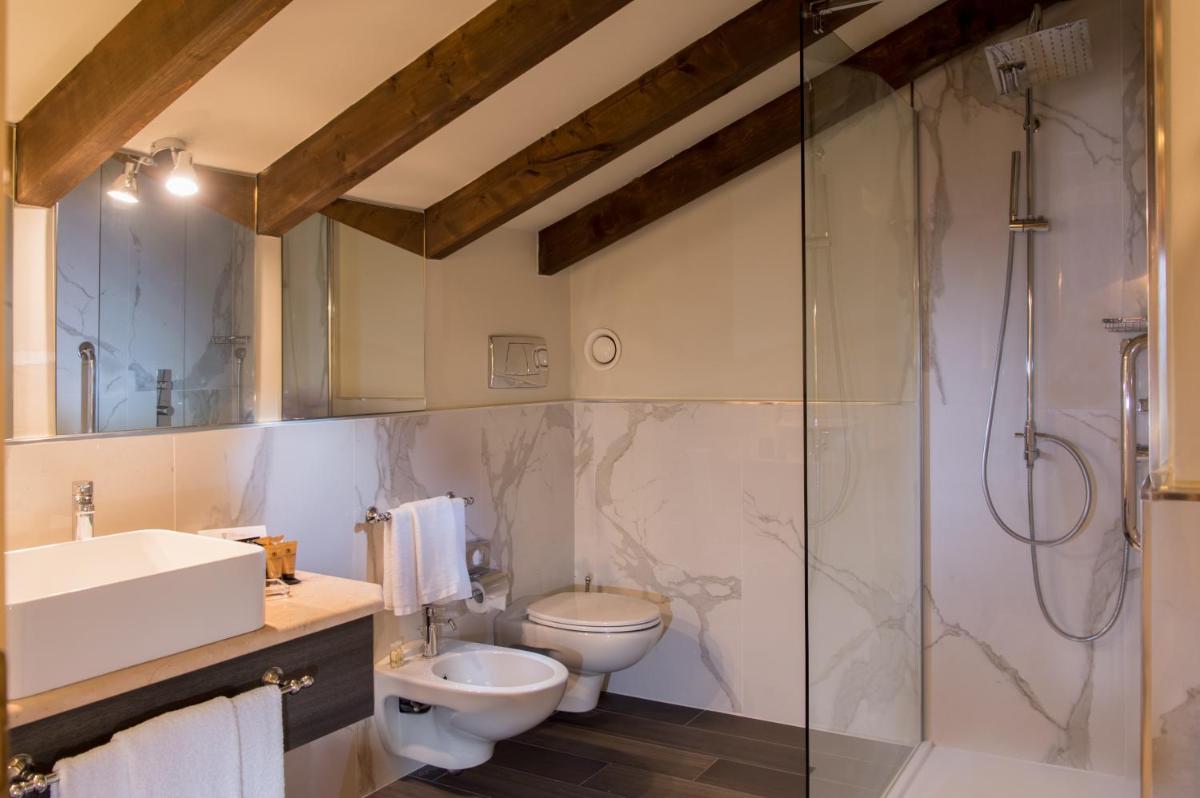 Grand Hotel Villa Torretta, Curio Collection by Hilton