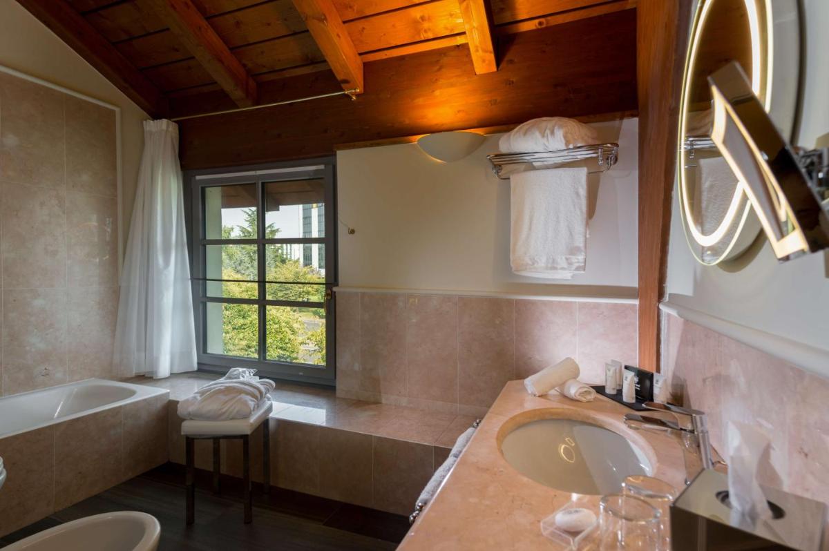 Grand Hotel Villa Torretta, Curio Collection by Hilton