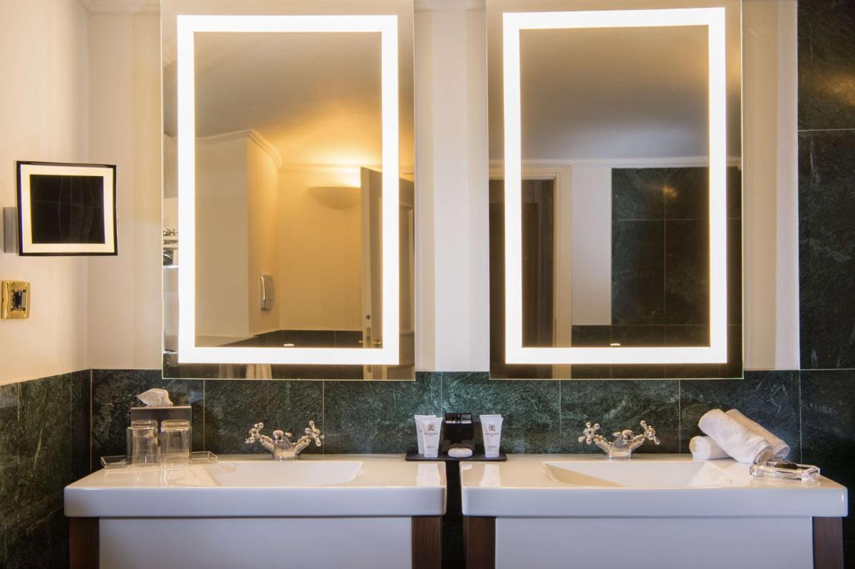 Grand Hotel Villa Torretta, Curio Collection by Hilton