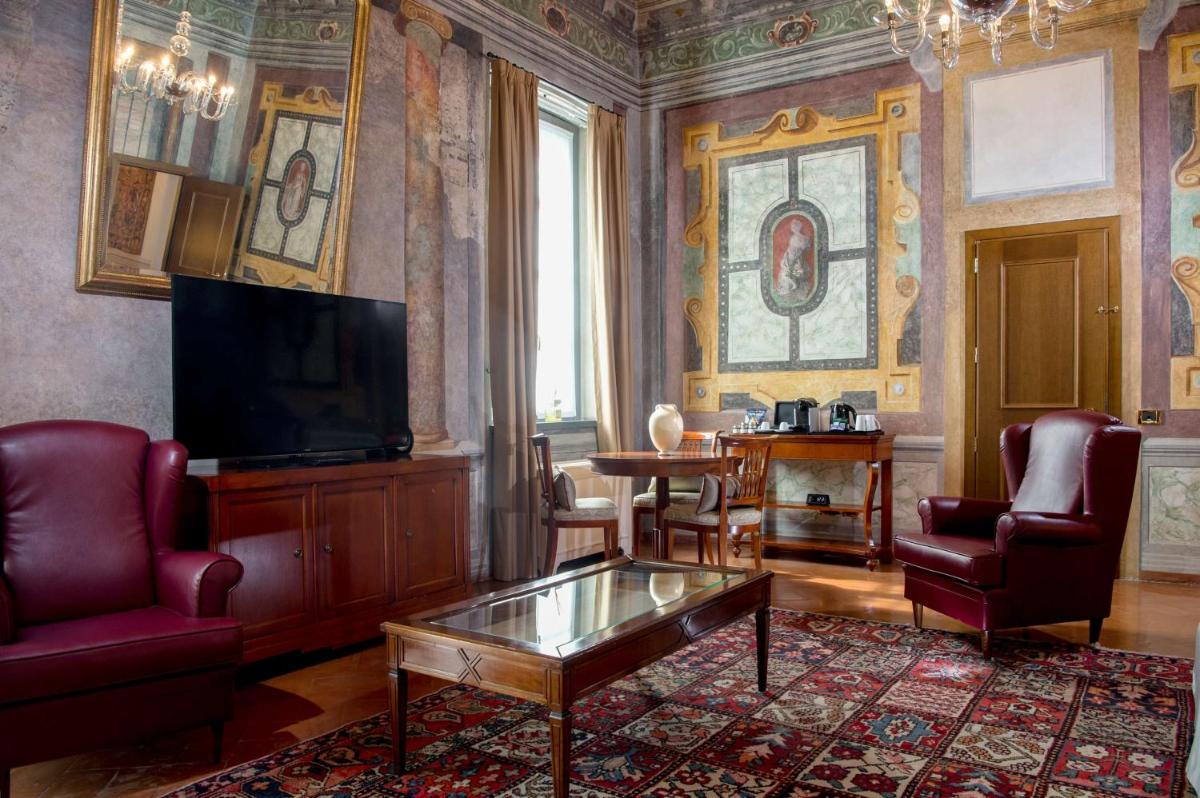 Grand Hotel Villa Torretta, Curio Collection by Hilton