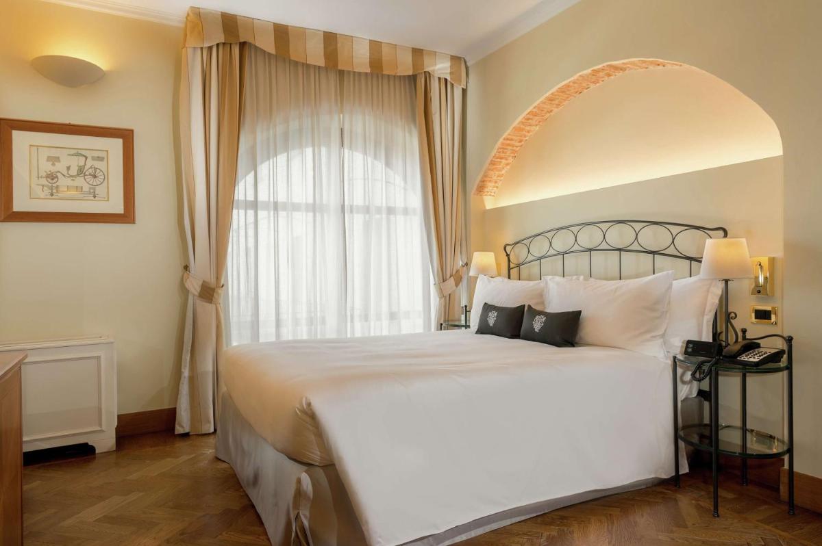 Grand Hotel Villa Torretta, Curio Collection by Hilton