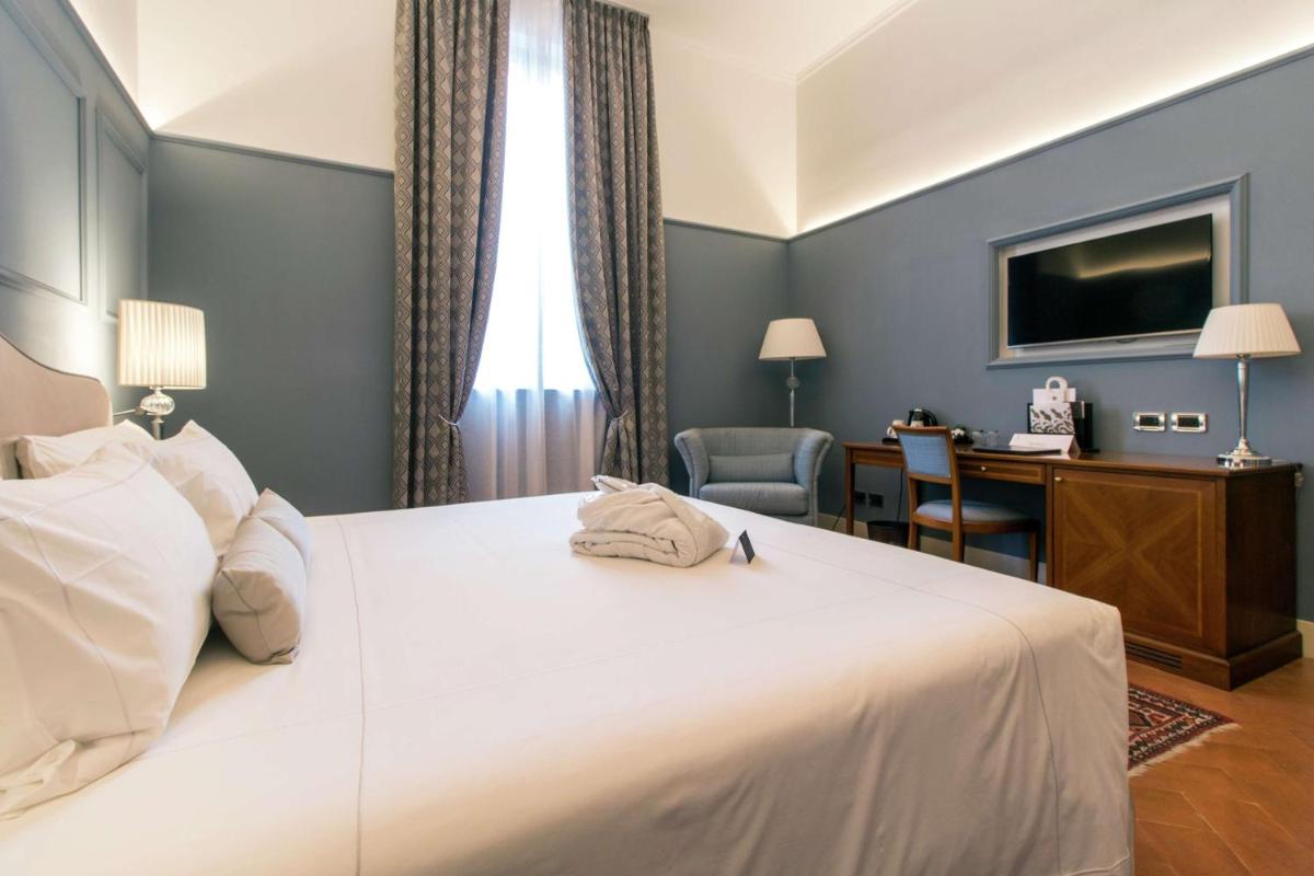 Grand Hotel Villa Torretta, Curio Collection by Hilton