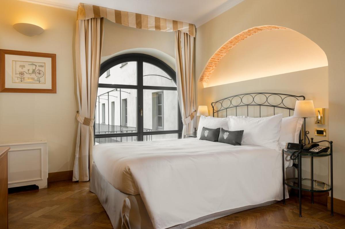 Grand Hotel Villa Torretta, Curio Collection by Hilton
