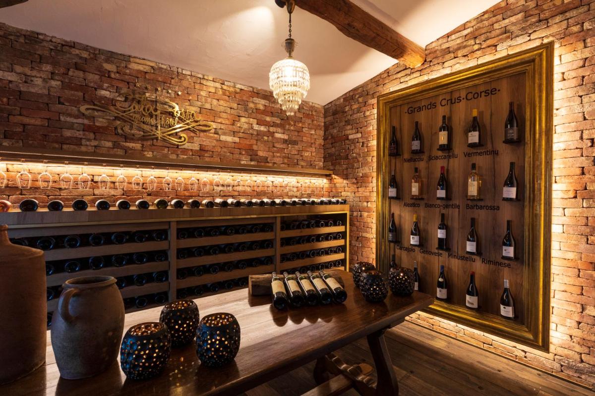 Grand Hôtel De Cala Rossa & Spa Nucca