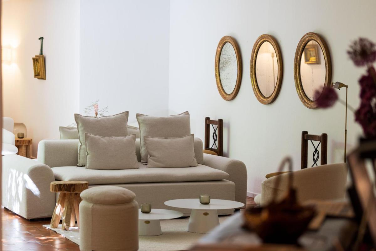 Grand Hôtel De Cala Rossa & Spa Nucca