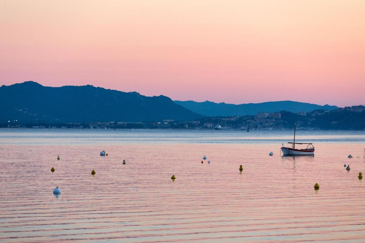 Grand Hôtel De Cala Rossa & Spa Nucca