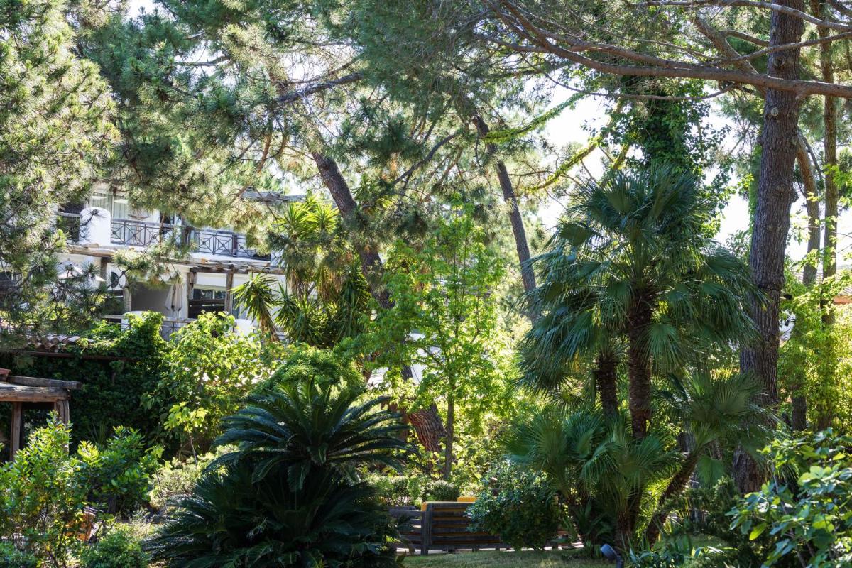 Grand Hôtel De Cala Rossa & Spa Nucca