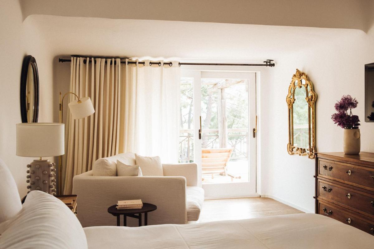 Grand Hôtel De Cala Rossa & Spa Nucca