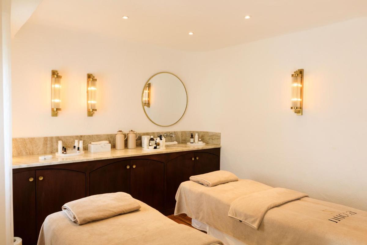 Grand Hôtel De Cala Rossa & Spa Nucca