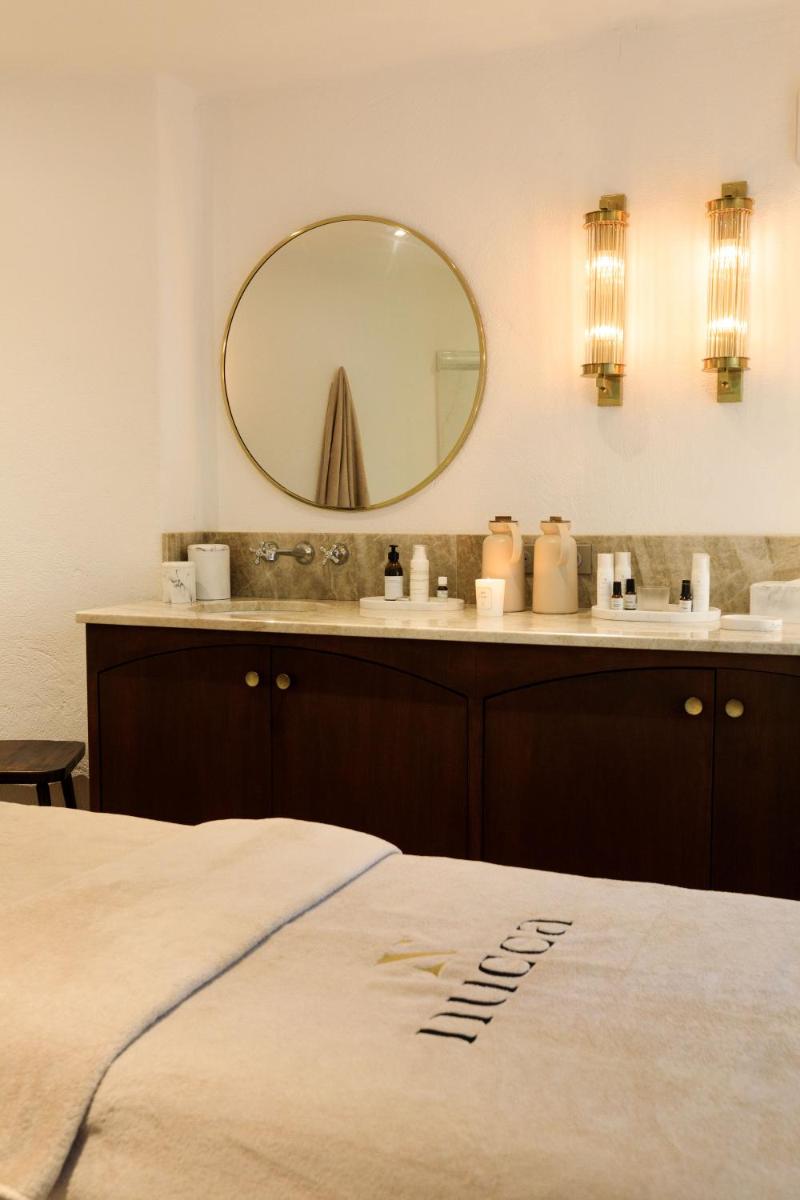 Grand Hôtel De Cala Rossa & Spa Nucca