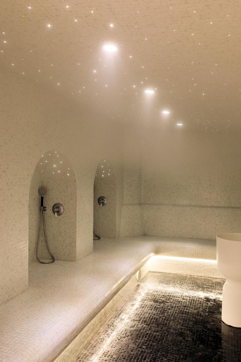 Grand Hôtel De Cala Rossa & Spa Nucca