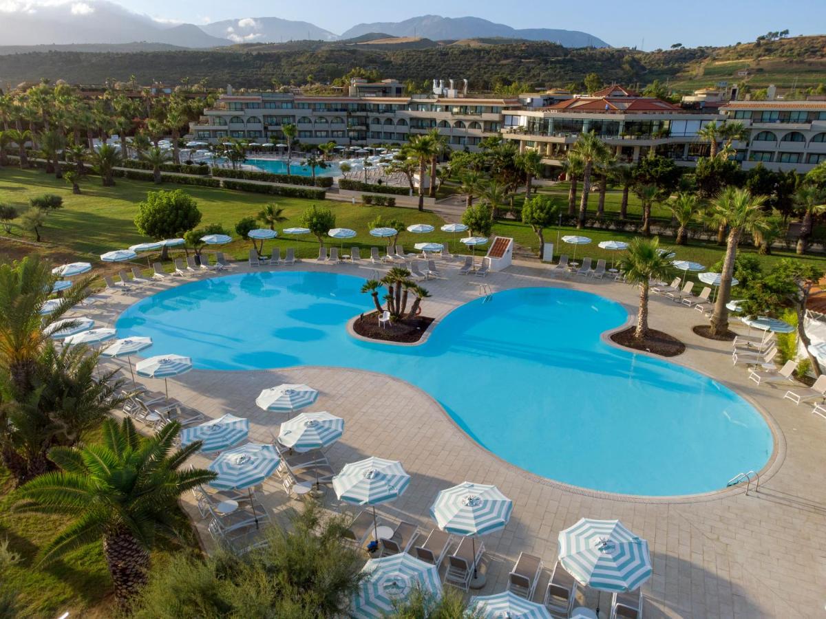 The Signature Level at Grand Palladium Sicilia Resort & Spa