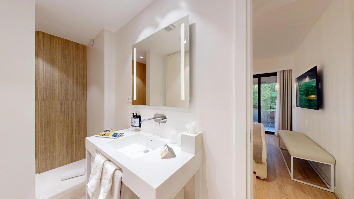 The Signature Level at Grand Palladium Sicilia Resort & Spa