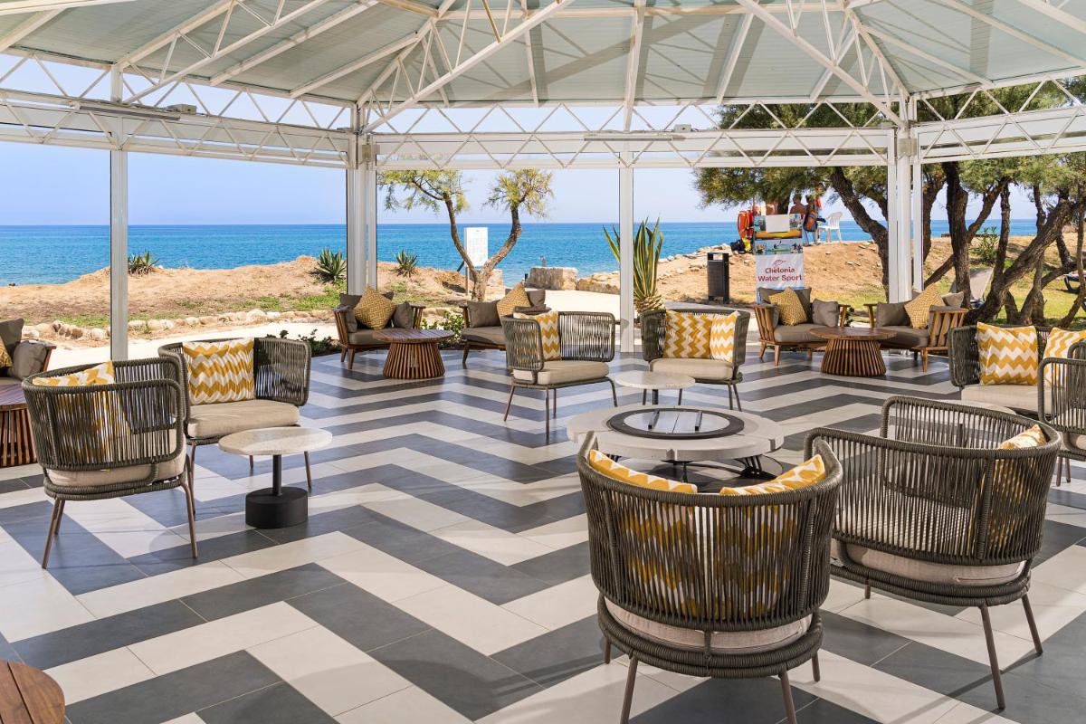 The Signature Level at Grand Palladium Sicilia Resort & Spa