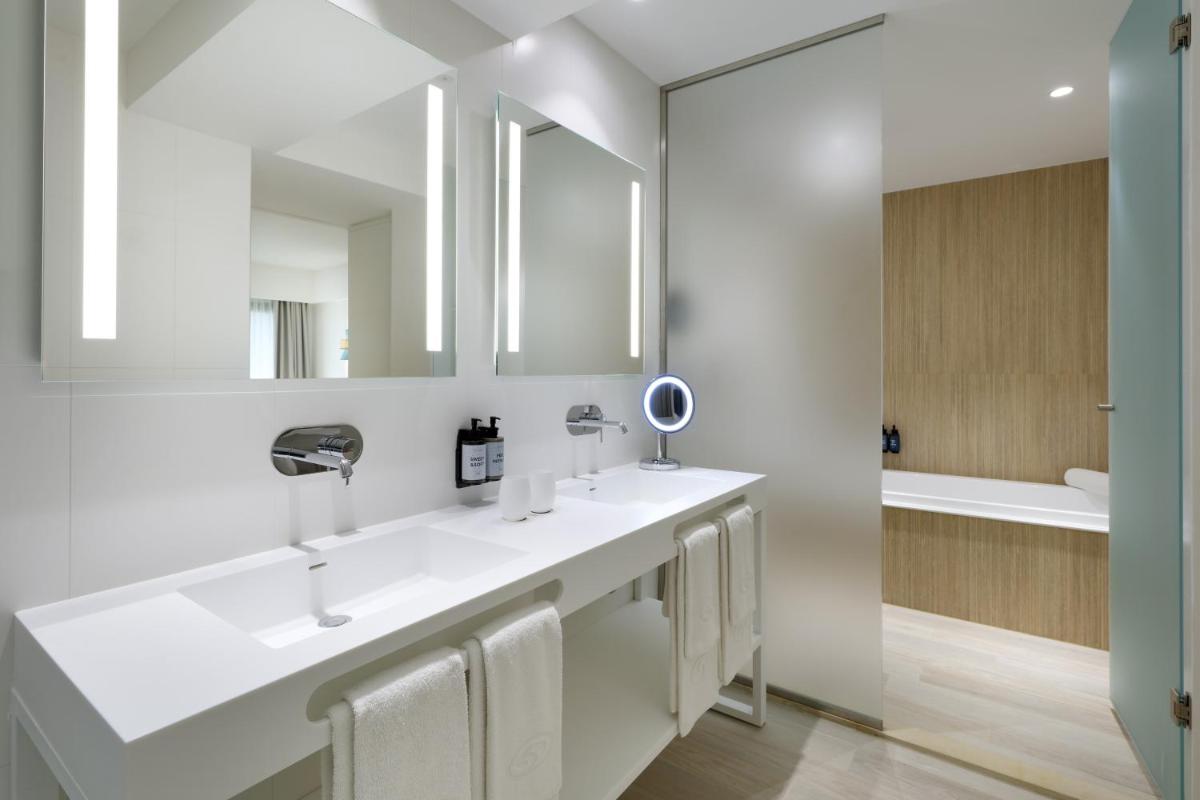 The Signature Level at Grand Palladium Sicilia Resort & Spa